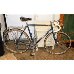 28" WHEELS 18 SPEED MIKADO BIKE