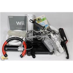 BOX WITH COMPLETE NINTENDO WII SYSTEM