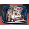 Image 1 : LARGE TOTE OF HOCKEY & COLLECTOR CARDS.