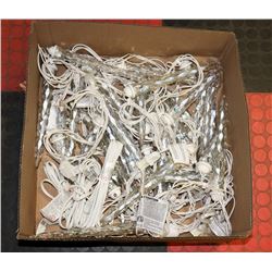 4 STRINGS OF LED ICE CYCLE CHRISTMAS