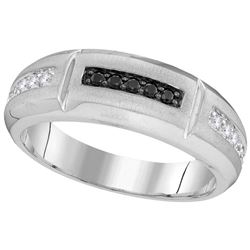 10kt White Gold Mens Round Black Colored Diamond Notche