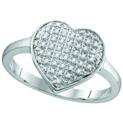 10kt White Gold Womens Round Natural Diamond Heart Love