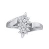Image 1 : 10KT White Gold 0.25CTW DIAMOND CLUSTER RING