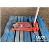 Image 4 : 2 TON FLOOR JACK