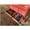 Image 7 : INTERNATIONAL TOOL CHEST & TOOLS