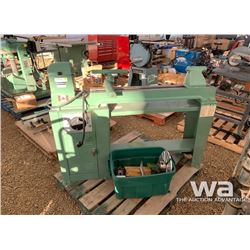 GENERAL 160 WOOD LATHE