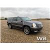 Image 2 : 2010 CADILLAC ESCALADE SUV