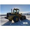 Image 3 : 1990 KOMATSU WA320-1 WHEEL LOADER