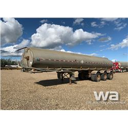 1997 COLUMBIA TRIDEM WATER TRAILER