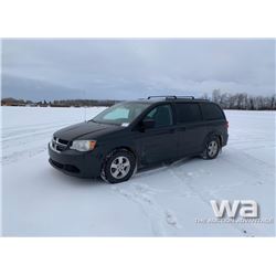 2011 DODGE CARAVAN MINIVAN