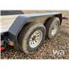 Image 9 : 2015 LOAD TRAIL CH8318 TANDEM CAR HAUL TRAILER