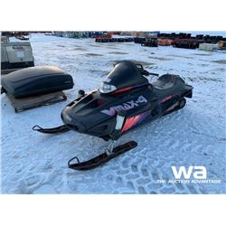 1996 YAMAHA VMAX 4-750 SNOWMOBILE