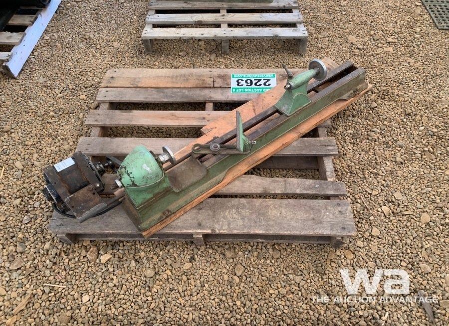 WOOD LATHE - Weaver Bros. Auctions Ltd. WOOD LATHE - Weaver Bros. Auctions Ltd.