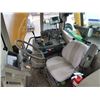Image 9 : 2010 JOHN DEERE 7230 FARM TRACTOR
