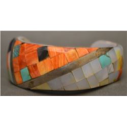 SANTO DOMINGO INDIAN SHELL BRACELET