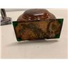 Image 8 : Green Glass Vase, Geometric Candle Holder, Small Table Clock