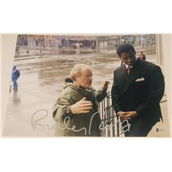 Ridley Scott Signed "American Gangster" 11x14 Photo (Beckett COA)