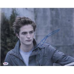 Robert Pattinson Signed "Twilight" 11x14 Photo (PSA COA)
