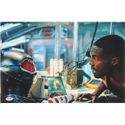 Yahya Abdul-Mateen II Signed "Aquaman" 12x18 Photo (PSA COA)