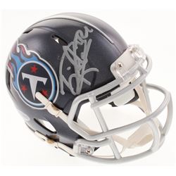 Derrick Henry Signed Tennessee Titans Speed Mini Helmet (Beckett COA)