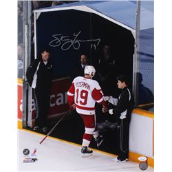 Steve Yzerman Signed Detroit Red Wings 16x20 Photo (JSA COA)