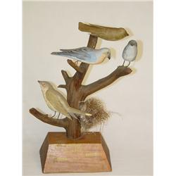 15 1/2 20TH CENT. BIRD TREE (POSSIBLY CANADIAN) -
