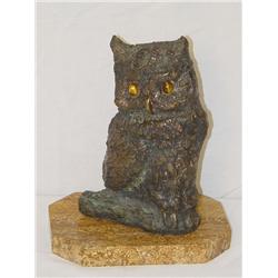 7 1/2" BRONZE OWL W/ TIGER EYES ON MARB