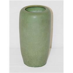 7" HAMPSHIRE POTTERY MATTE GREEN VASE-M