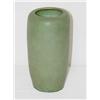Image 1 : 7" HAMPSHIRE POTTERY MATTE GREEN VASE-M