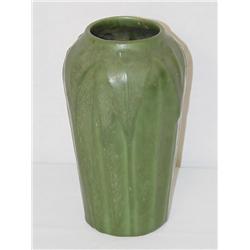 7" HAMPSHIRE POTTERY MATTE GREEN VASE W
