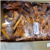 Image 2 : BOX OF ORANGE OFFSET CLIPS