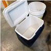Image 2 : BLUE COLEMAN COOLER W/ CUP HOLDER