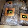 Image 2 : BOX OF CAN GRO COCONUT HUSK CHIPS REPOTTING MEDIA