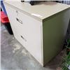 Image 2 : 2 DOOR LATERAL FILING CABINET