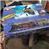 Image 1 : LIONEL POLAR EXPRESS TRAIN SET