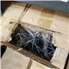 Image 2 : CASE OF KNIVES AND WHISKS