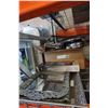 Image 1 : LOT OF VINTAGE KITCHEN APPLIANCES AND MIRROR TRAYS
