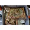 Image 2 : TOTE OF ZODIAC SIGN WALL ART