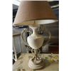 Image 2 : PAIR OF DECORATIVE TABLE LAMPS