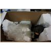Image 2 : BEAR SALT AND PEPPER SET