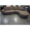 Image 1 : BROWN UPHOLSTERED SECTIONAL SOFA