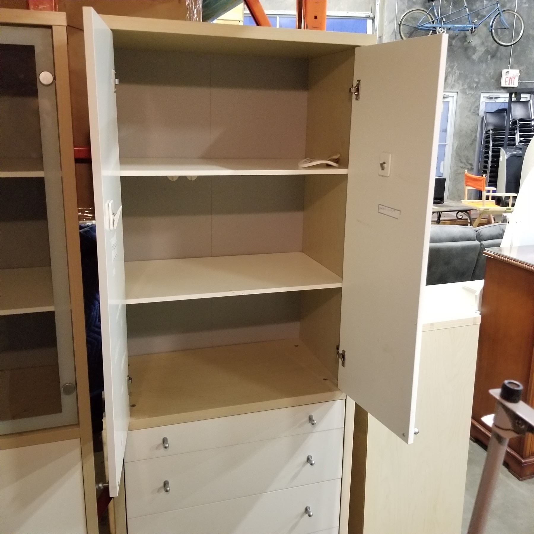 6 1 2FT TALL CUPBOARD W DRAWERS Big Valley Auction 6-1-2ft-tall-cupboard-w-drawers-big-valley-auction