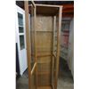 Image 2 : 6FT DISPLAY CASE