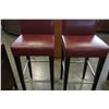 Image 2 : 2 BURGUNDY LEATHER BAR STOOLS