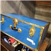 Image 2 : BLUE METAL VINTAGE TRUNK