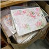Image 2 : LARGE BOX OF HUNDREDS OF GREETING CARDS