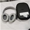 Image 2 : BOSE QUIET COMFORT SILVER HEADPHONES W/ CASE - TESTED AND WORKING
