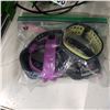 Image 2 : BAG OF FITBIT SPORT AND GARMIN