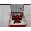 Image 2 : LOT OF 2 CINIBAR EGGS AND 2 WOOD CHINESE BUDDHAS