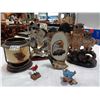 Image 1 : LOT OF EAGLE AND WOLF DECOR